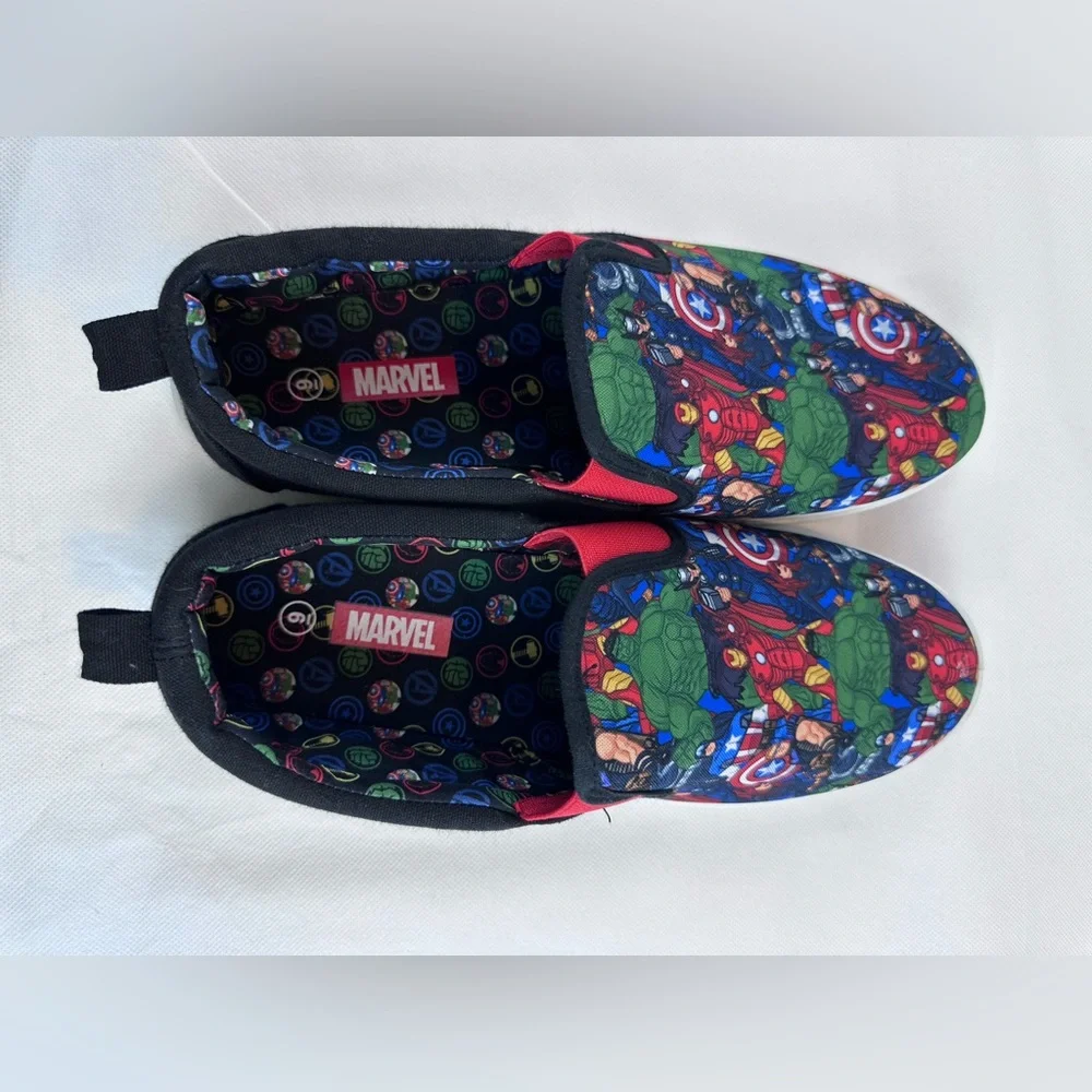 Marvel Avengers Slip-On Sneakers‎